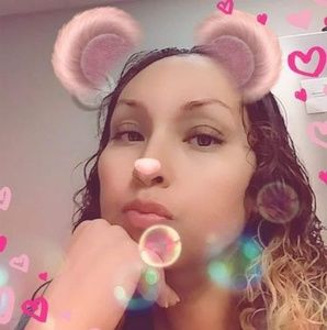 Meet your Posher, Maria graciela